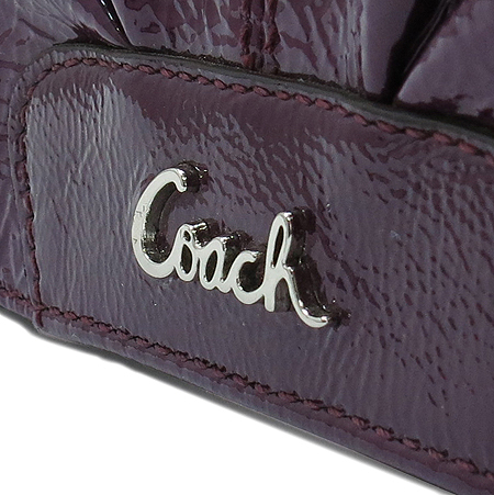 Coach(��ġ) ���� �ΰ� ��� ���� ���̴�Ʈ �Ŀ�ġ ����� �̹���4 - ���̺��� �߰���ǰ