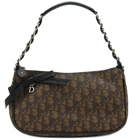 ���  �����