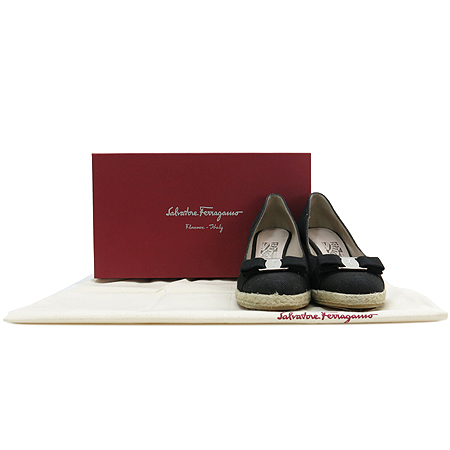 Ferragamo(��󰡸�) DARLY ���� �ٶ� ��� ������ ������ ������ ���� �̹���2 - ���̺��� �߰���ǰ