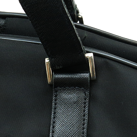 Prada(�����) ��Ʈ ���̽� �̹���5 - ���̺��� �߰���ǰ
