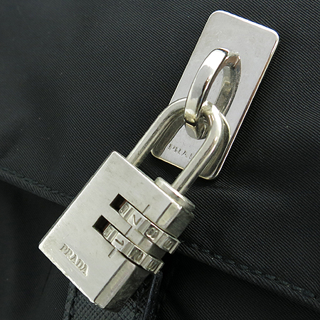 Prada(�����) ��Ʈ ���̽� �̹���7 - ���̺��� �߰���ǰ