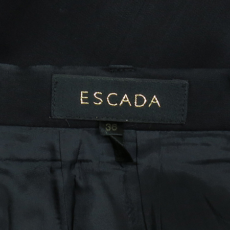 Escada(�������) ���� ��ĿƮ �̹���4 - ���̺��� �߰���ǰ