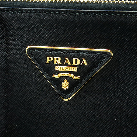Prada(�����) BN1801 ����ΰ� ���� ���ǾƳ�(SAFFIANO) ����(LUX) ��Ʈ�� + ��� ��Ʈ�� �̹���4 - ���̺��� �߰���ǰ