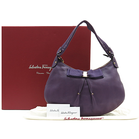 Ferragamo(��󰡸�) 21 B505 ���� �ٶ� ��� ���� ���� ȣ�� ����� �̹���2 - ���̺��� �߰���ǰ