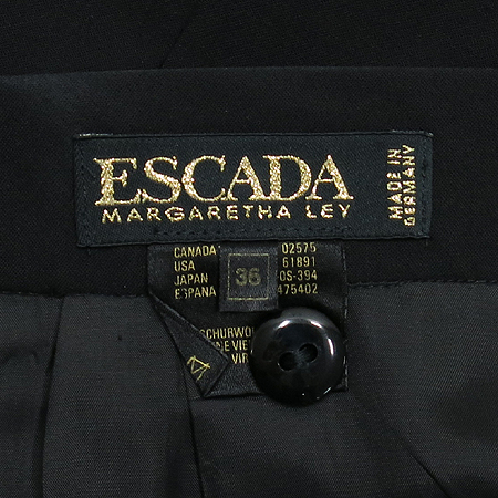 Escada(�������) 2�� ���� ��ĿƮ �̹���5 - ���̺��� �߰���ǰ
