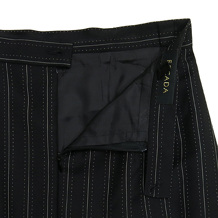 Escada(�������) ���� �ڼ� ��ĿƮ �̹���2 - ���̺��� �߰���ǰ