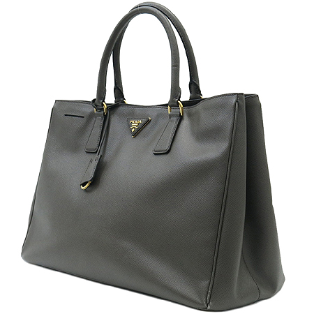 Prada(�����) BN1844 ���ǾƳ�(SAFFIANO) ���� GRAFITE ��Ʈ�� �̹���3 - ���̺��� �߰���ǰ