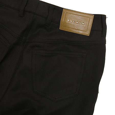 Escada(�������) ��ũ���� ���� �̹���3 - ���̺��� �߰���ǰ