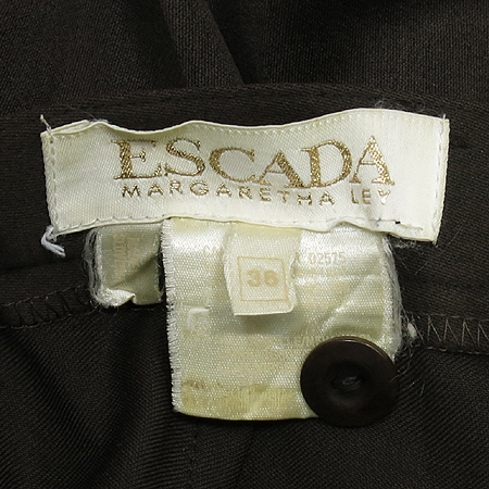 Escada(�������) ��ũ���� ���� �̹���4 - ���̺��� �߰���ǰ