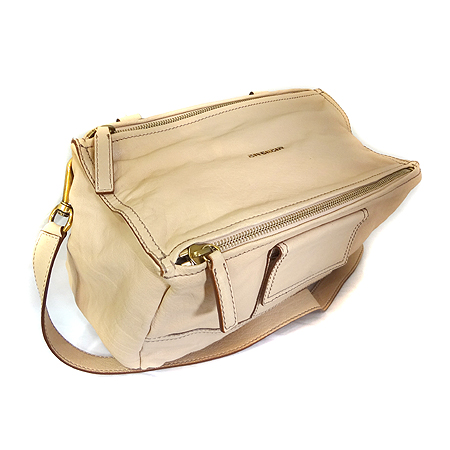 GIVENCHY(�����) 11L5280010 ������ CALF(ī��)��Ų �� ��� �ǵ��� M������ 2WAY [�ϻ����] �̹���4 - ���̺��� �߰���ǰ