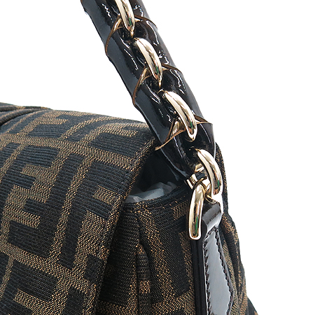 Fendi(���) 8BR614 FF �ΰ� �ڰ��� ��ī ���� �ΰ� �Ÿ� ü�� ����� �̹���4 - ���̺��� �߰���ǰ