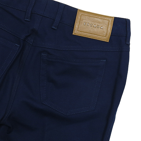 Escada(�������) ���̺� �÷� ���� �̹���3 - ���̺��� �߰���ǰ