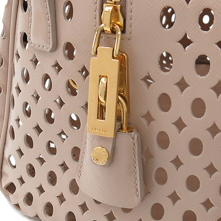 Prada(�����) BL0796 ���ǾƳ� ������ ������ ��Ʈ�� + �����Ŀ�ġ �̹���4 - ���̺��� �߰���ǰ