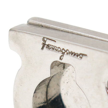 Ferragamo(��󰡸�) ���� ��ġ�� Ŀ�꽺 �̹���3 - ���̺��� �߰���ǰ