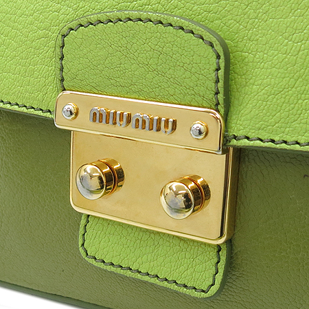 MiuMiu(�̿�̿�) ���� �̴ϼ� �ΰ� �׸� ���� ��� �� ũ�ν��� �̹���3 - ���̺��� �߰���ǰ