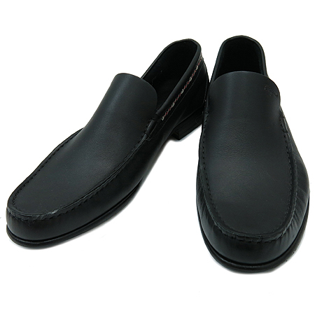 Ferragamo(󰡸)     [б]