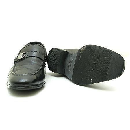 Ferragamo(󰡸) Ʈ    ̹3 - ̺ ߰ǰ