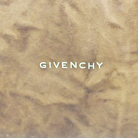 GIVENCHY(�����) 12L5250004 211 ���� ����Ų ��Ŭ �ǵ��� M������ 2WAY [��õ ������] �̹���4 - ���̺��� �߰���ǰ