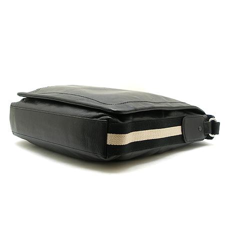Bally(�߸�) TAN01 ��� ���� ũ�ν��� �̹���5 - ���̺��� �߰���ǰ