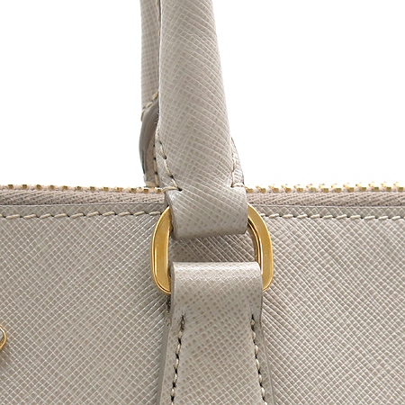 Prada(�����) BL0812 PALE GREY ���ǾƳ� ��Ʈ�� [�б�������] �̹���3 - ���̺��� �߰���ǰ