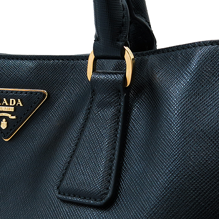 Prada(�����) BN1844 ���� ���ǾƳ� ���� ��Ʈ�� �̹���4 - ���̺��� �߰���ǰ