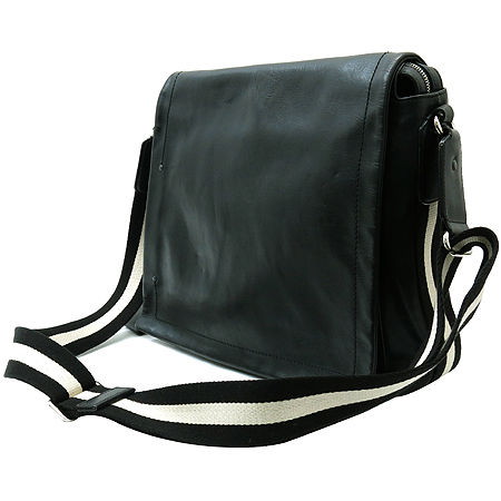 Bally(�߸�) TROVE-N ��� ũ�ν��� �̹���3 - ���̺��� �߰���ǰ