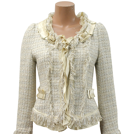 ������  ����