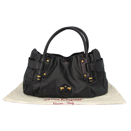 Ferragamo(��󰡸�) 21 8441 ��ġ�� ��� ���� ���� īŰ�� ����� [�̾��������] �̹���5 - ���̺��� �߰���ǰ