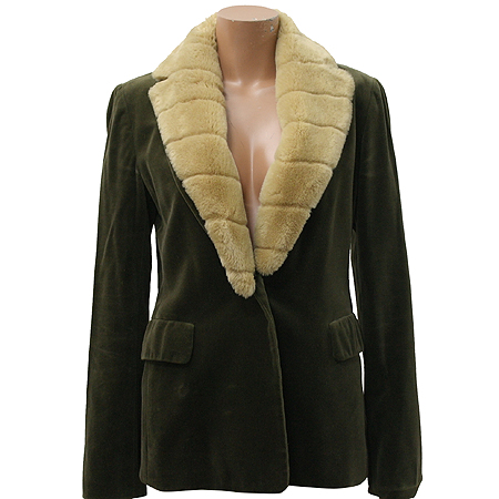 �̿���  ����