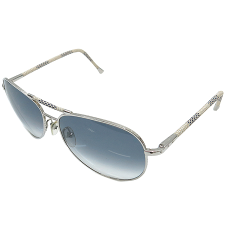 ���̺���  ���۶�