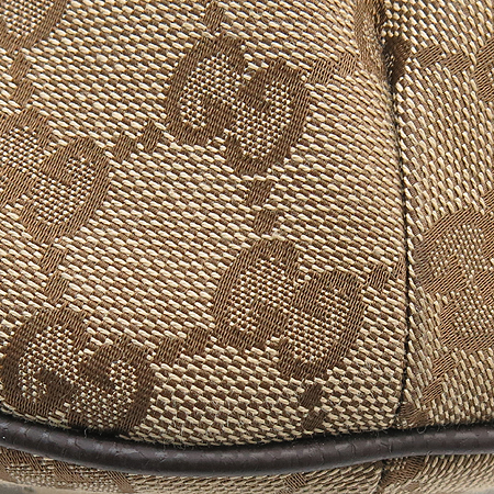 Gucci(����) 181092 GG�ΰ� �ڰ��� �Ｑ ũ�ν��� [�б�������] �̹���5 - ���̺��� �߰���ǰ