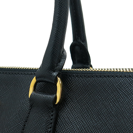 Prada(�����) BN1802 ���� ���ǾƳ� ���� ��Ʈ�� �̹���4 - ���̺��� �߰���ǰ