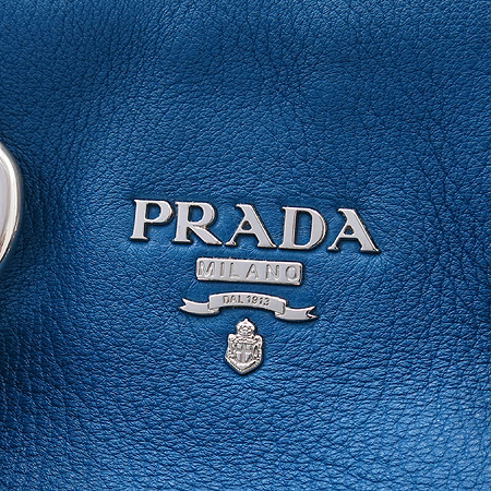 Prada(�����) BN1713 �۾��� ���� �̶���Ŀ ����+��� ��Ʈ�� �̹���5 - ���̺��� �߰���ǰ