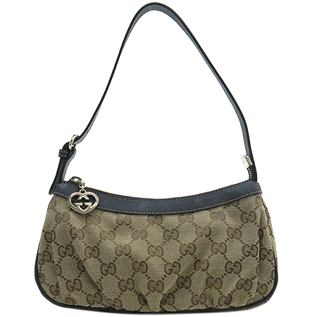 ����  �����