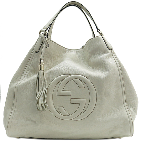 ����  �����