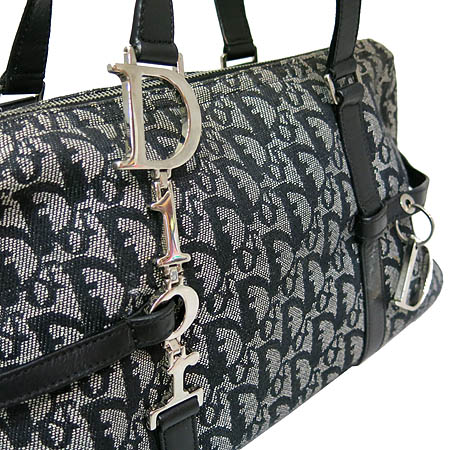 Dior(ũ����î���) ���� �ΰ� ��� �ڰ��� ���� ����� [�ϻ����] �̹���3 - ���̺��� �߰���ǰ