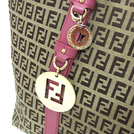 Fendi(���) 8BH215 00EY5 Ʈ���� ���� FF���� �ΰ���� �ڰ��� ���� ����� [��õ ������] �̹���3 - ���̺��� �߰���ǰ