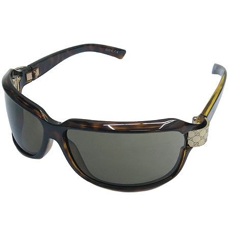 ����  ���۶�