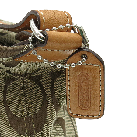 Coach(��ġ) �ñ׳�ó �к긯 ��Ƽġ �Ŀ�ġ�� �̹���5 - ���̺��� �߰���ǰ