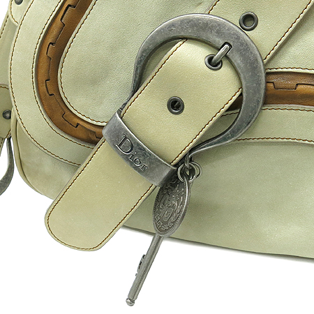 Dior(ũ����î���) WAC44921 W1 ���̺������� ������ �� ���� ����� [�뱸�ݿ��纻��] �̹���4 - ���̺��� �߰���ǰ