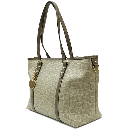 LOVCAT(����Ĺ) ��Ʈ�ΰ� PVC ���� ����� + �Ŀ�ġ + Ű�� �̹���3 - ���̺��� �߰���ǰ