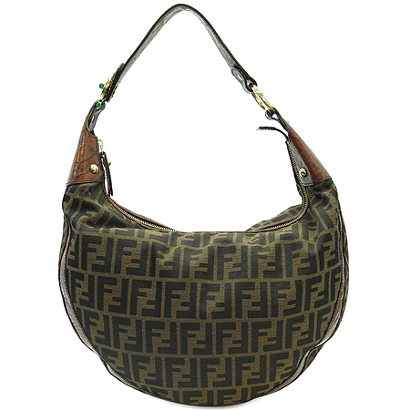 ���  �����