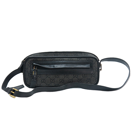 ����  �����