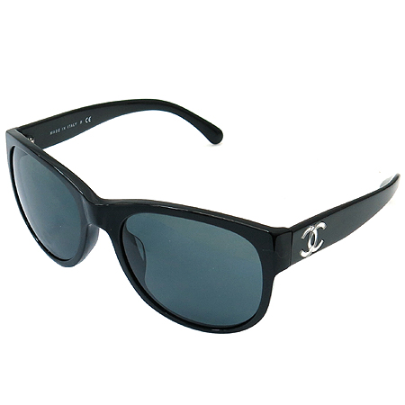 ����  ���۶�