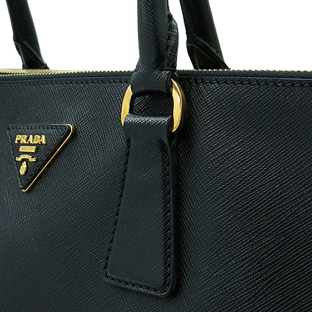 Prada(�����) BN1786 ���� ���ǾƳ� ���� ��Ʈ�� [��������] �̹���3 - ���̺��� �߰���ǰ