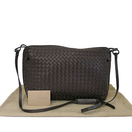 BOTTEGAVENETA(���װ�����Ÿ) 245355 V0016 2072 ���� �޽��� ũ�ν��� [�ϻ����] �̹���5 - ���̺��� �߰���ǰ