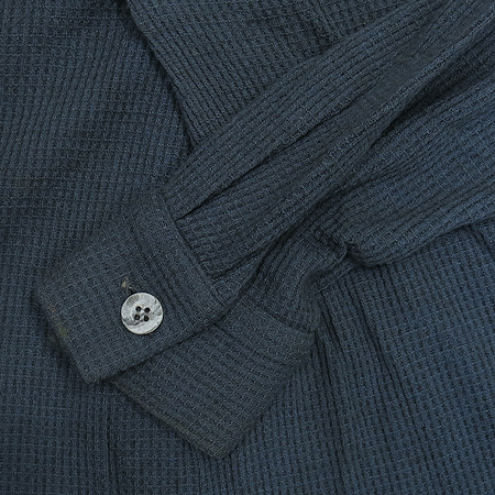 GIORGIO ARMANI(�������� �Ƹ�����) �׷��� �÷� Ƽ �̹���3 - ���̺��� �߰���ǰ