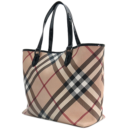 Burberry(������) 3489044 ��Ű �� ���üũ ���� ����� + ���� �Ŀ�ġ [��������] �̹���3 - ���̺��� �߰���ǰ