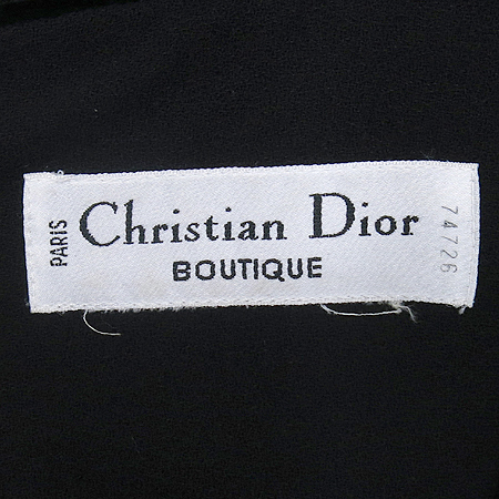Dior(ũ����î���) ���� �÷� �μҸ� ���ǽ� �̹���4 - ���̺��� �߰���ǰ