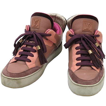 Louis Vuitton(̺)   ÷ Kanye West(īϿ Ʈ) Ŀ